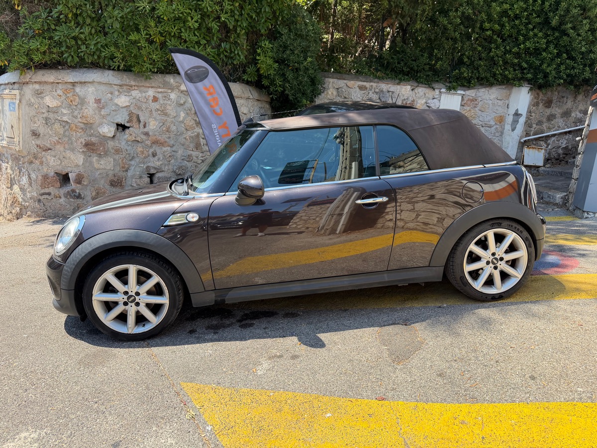 Mini Cabrio Cabriolet Cooper  1.6 i 122 CV / KM Réel / Clim / Intérieur Cuir / Jantes