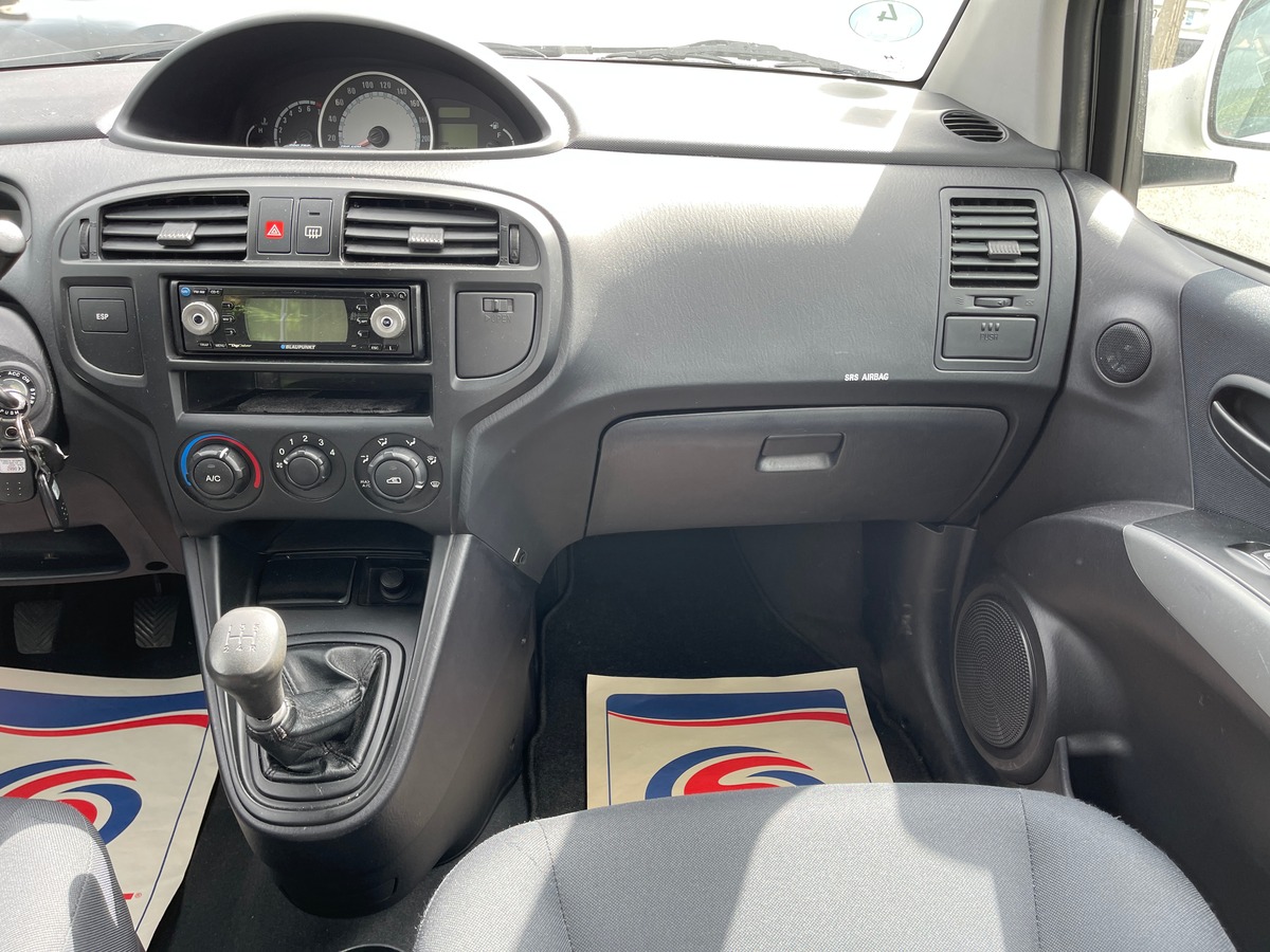 Hyundai Matrix 1.6i COMFORT