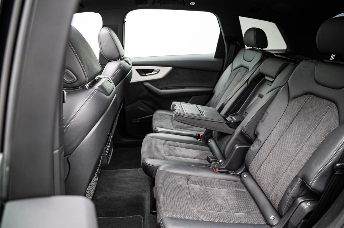 Audi Q7 60 TFSI e 456ch Competition quattro Tiptronic/Bose/Toit ouvrant/Attelage