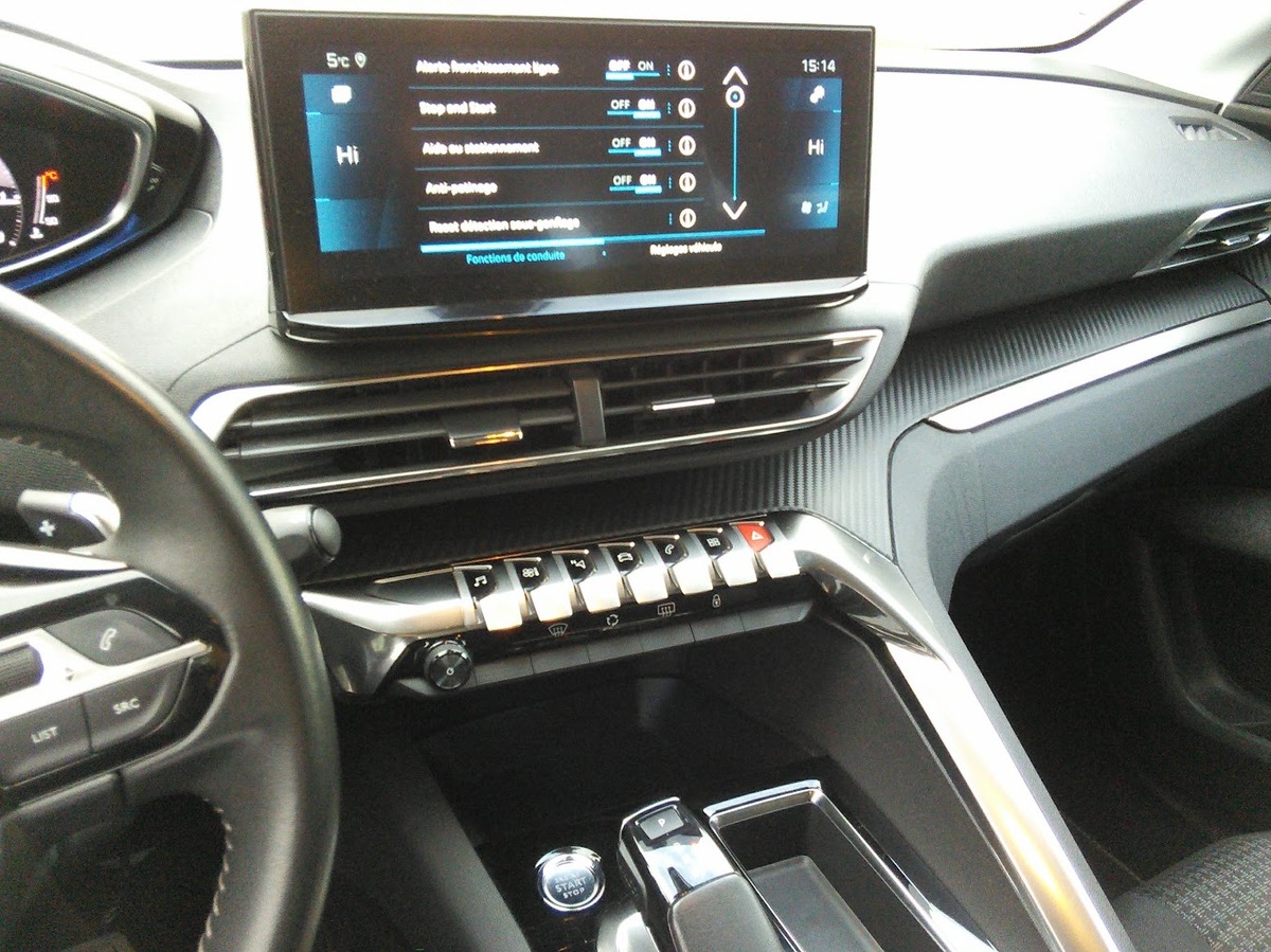Peugeot 5008 1.5 BleuHDI EAT8 130 ACTIVE PACK 7 PLACES - Première main