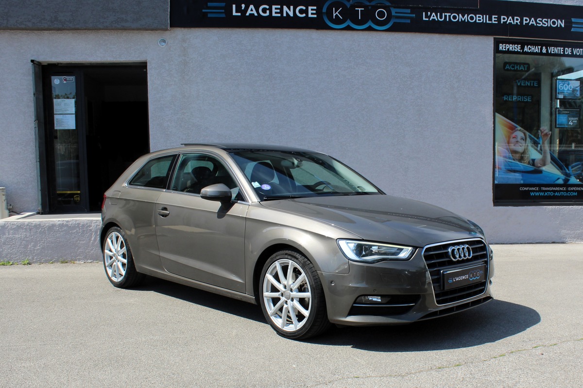 Audi A3 III 1.4 TFSi 150 ch AMBITION LUXE S TRONIC 7 + TOIT OUVRANT