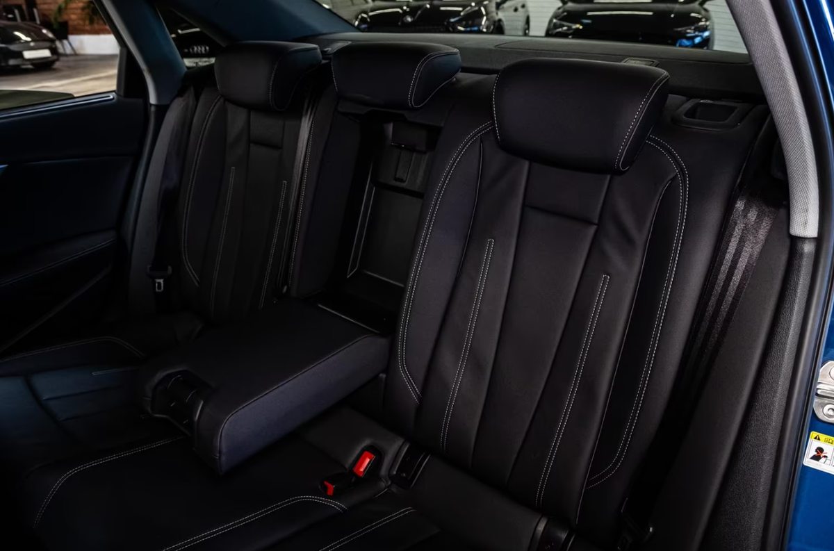 Audi A4 V berline 40 TFSI 204ch S Edition quattro S tronic 7