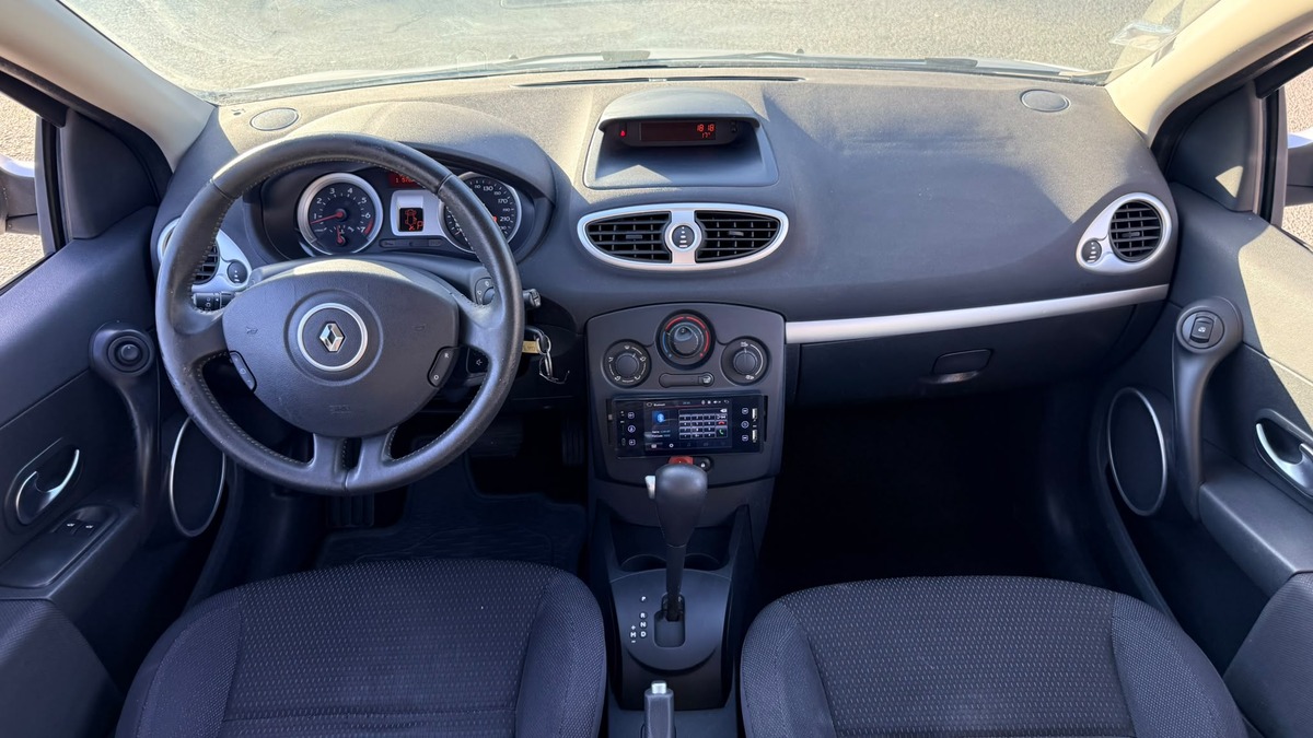 RENAULT Clio III 1.6 110cv Dynamique confort - Boite automatique - Garantie