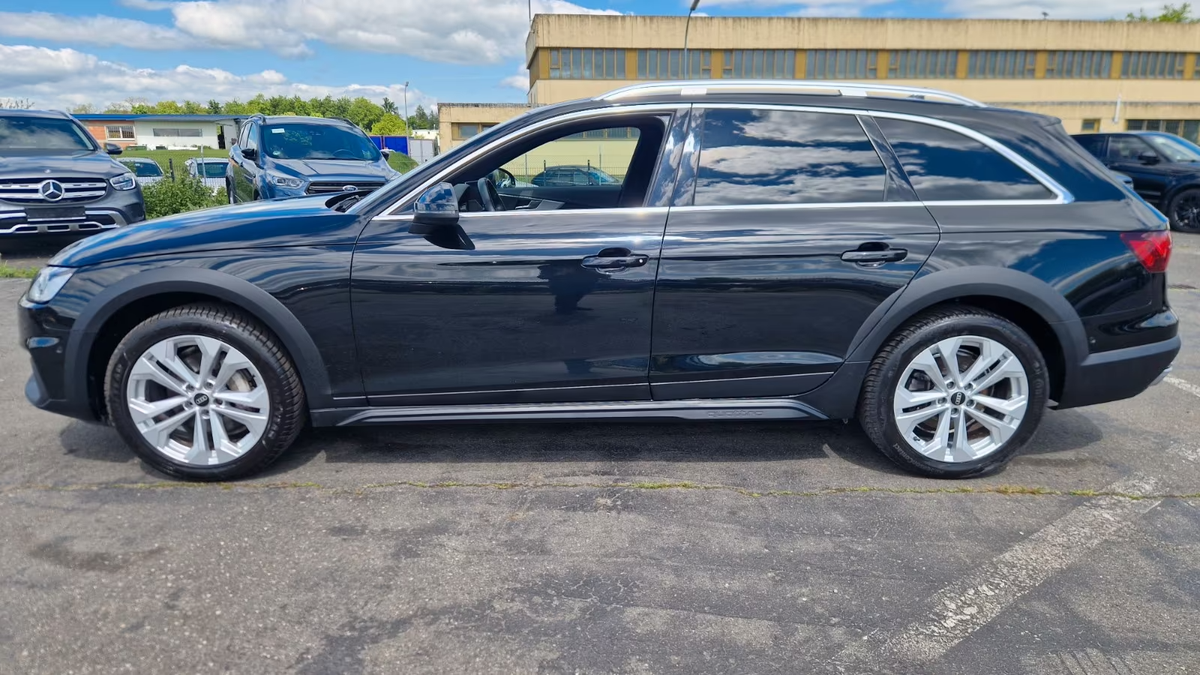 Audi A4 Allroad 40 TDI 204ch Avus quattro S tronic 7/Attelage/Caméra 360