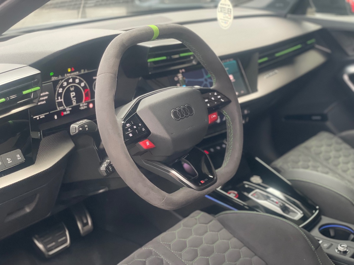 Audi RS3 Sportback 2.5 TFSI 400CV S TRONIC 7 QUATTRO - FACELIFT 2025 - NEUVE
