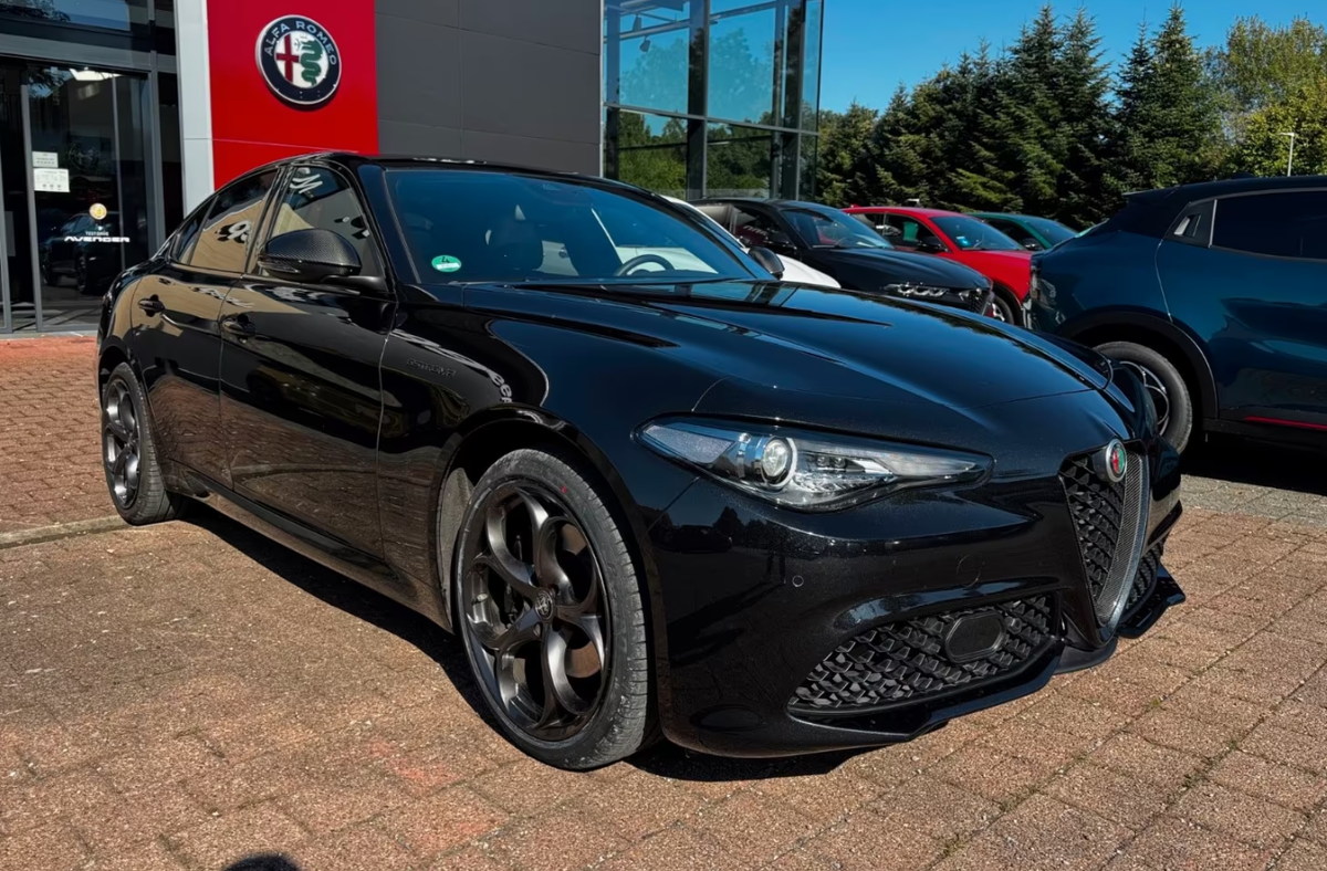 Alfa Romeo Giulia 2.0 TB 280ch Estrema Q4 AT8/Harman-Kardon/Toit ouvrant