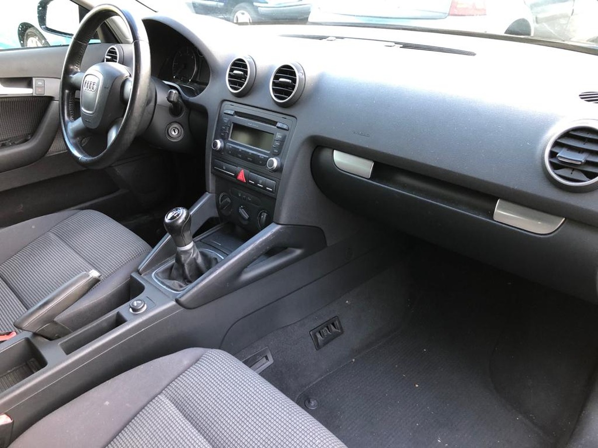 Audi A3 sportback 1.9 tdi dpf - 105