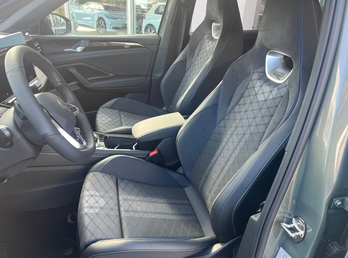 Volkswagen Tiguan III 1.5 eHybrid 204ch R-Line DSG6