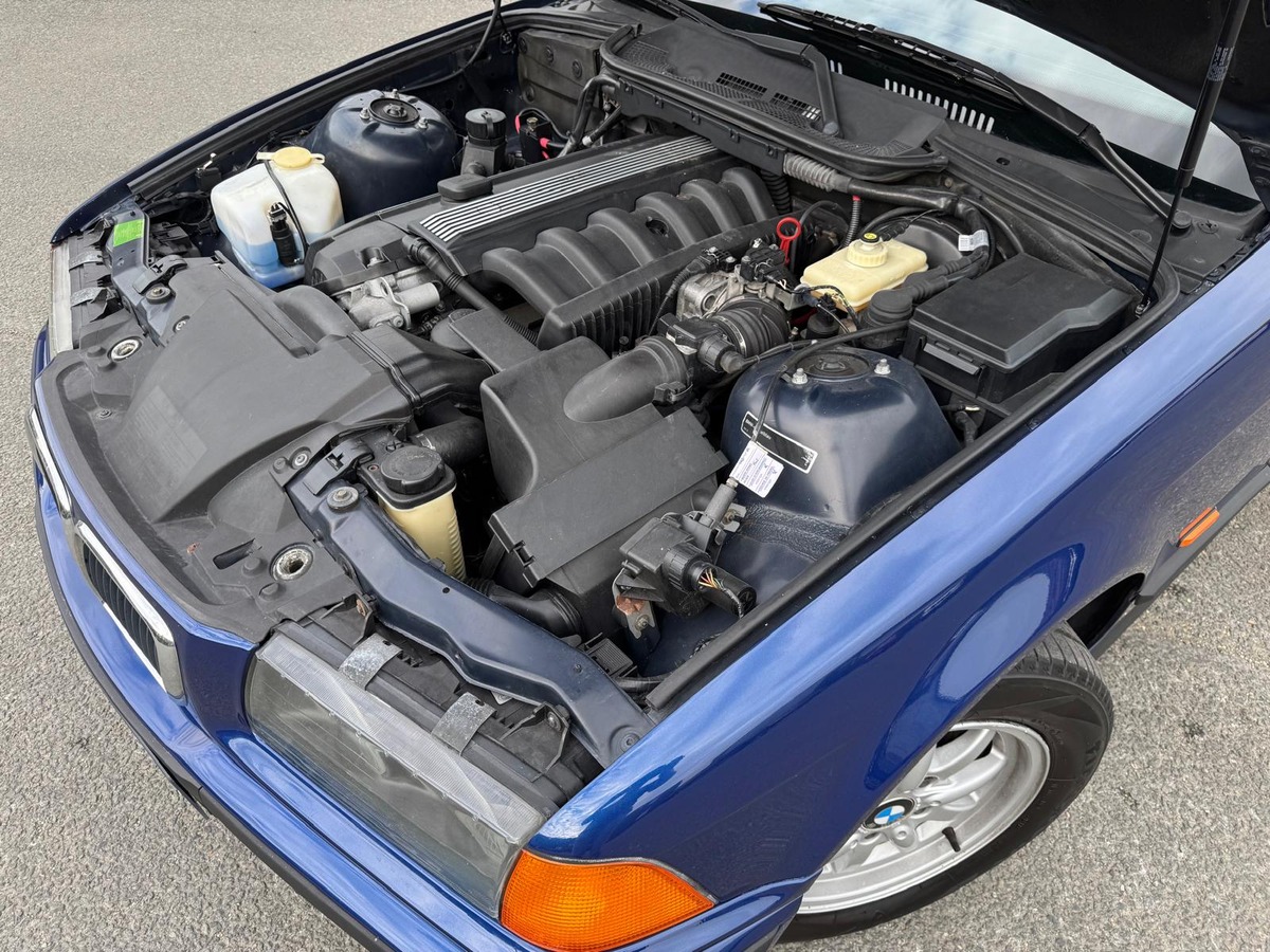 Bmw 320 I E36 CABRIOLET 2.0 150CV BOITE AUTOMATIQUE