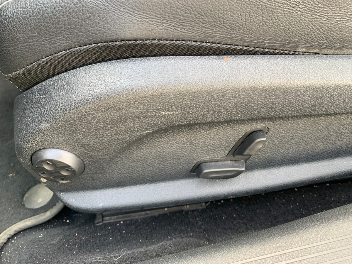 Mercedes-Benz Classe C Cabriolet 194 ch | AMG Line | Siéges électriques chauffants | Caméra de recul