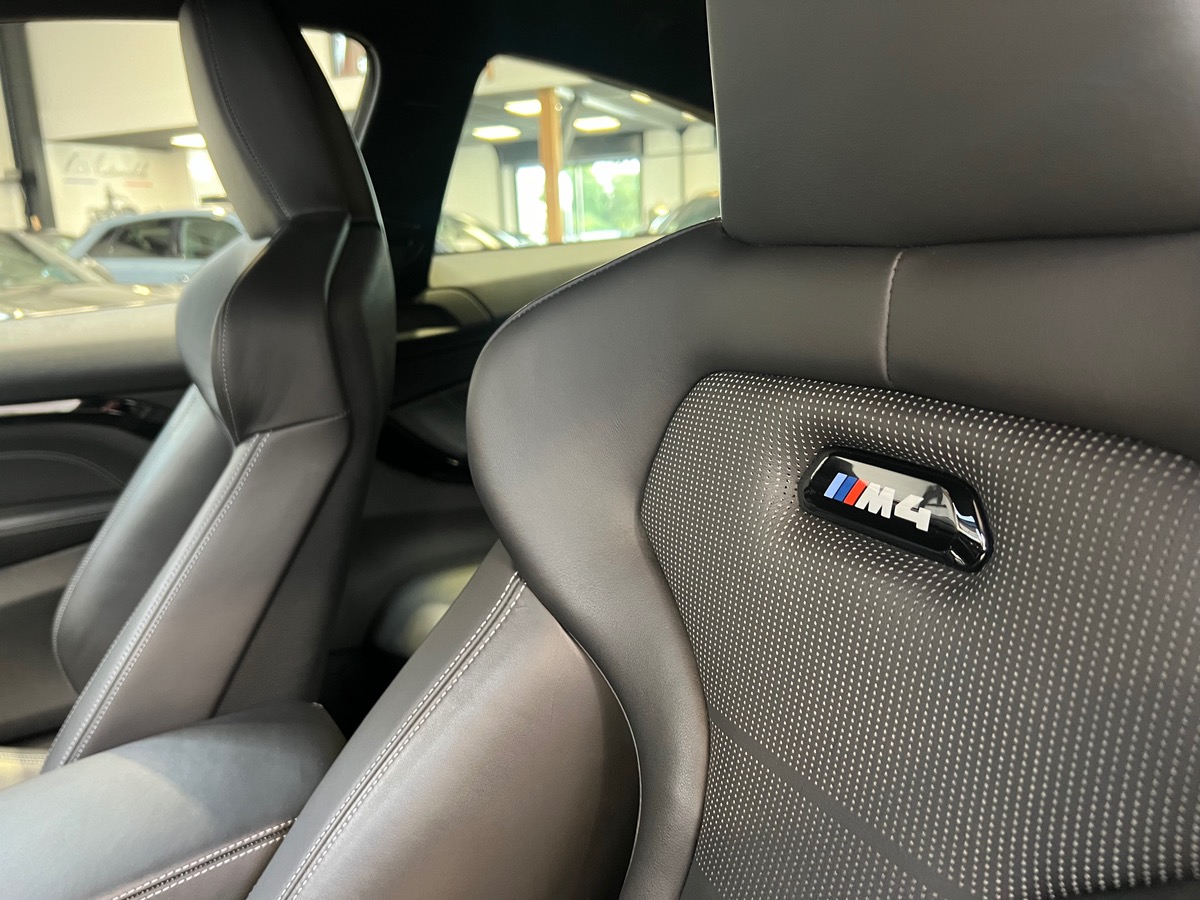 Bmw M4 COMPETITION F82 3.0 450 DKG7 BLUE SAN MARINO