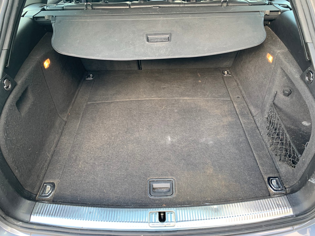 Audi A4 Avant 150 ch | Business Line | Régulateur vitesse | Bluetooth | Radar stationnement arrière