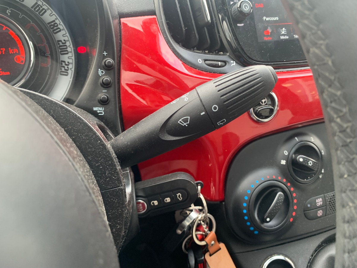 Fiat 500 70 ch | Hybrid | Toit vitré | Régulateur de vitesse | Climatisation