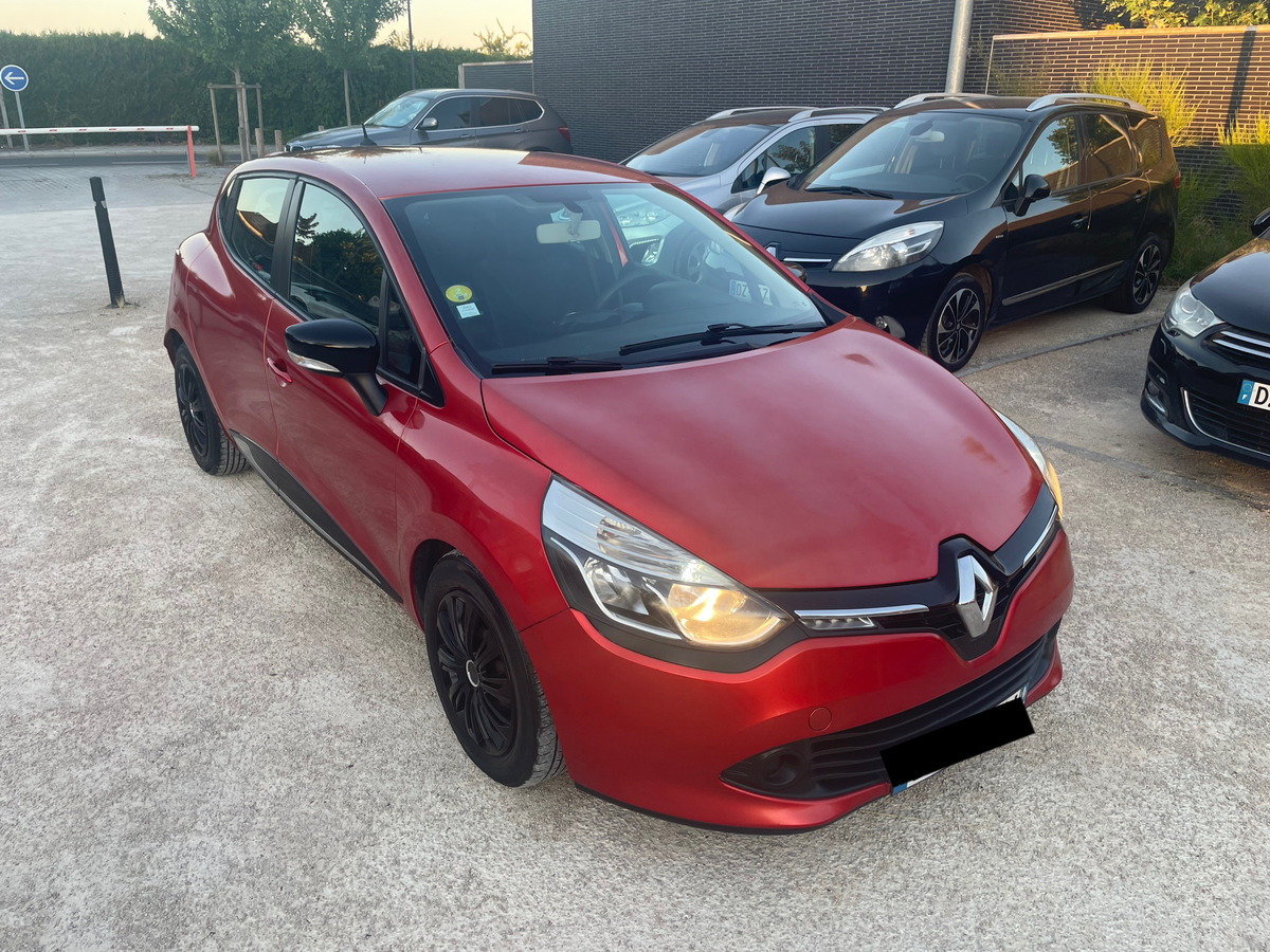 RENAULT Clio IV