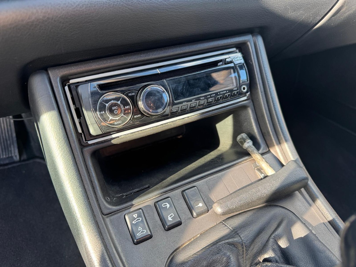 Porsche 944 TURBO CABRIOLET 2.5 250