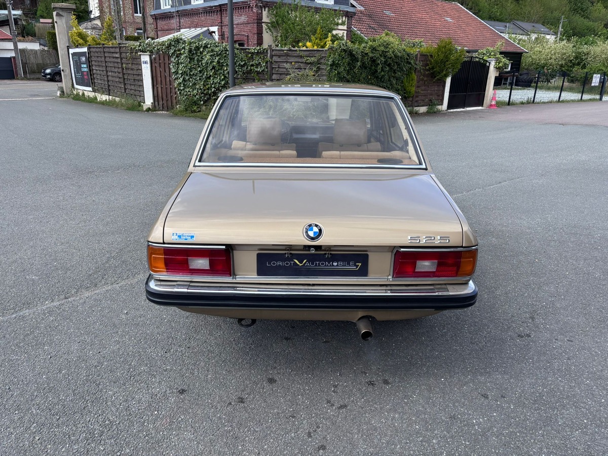Bmw Série 5 E12 525 - Origine France - Kilométrage d'origine