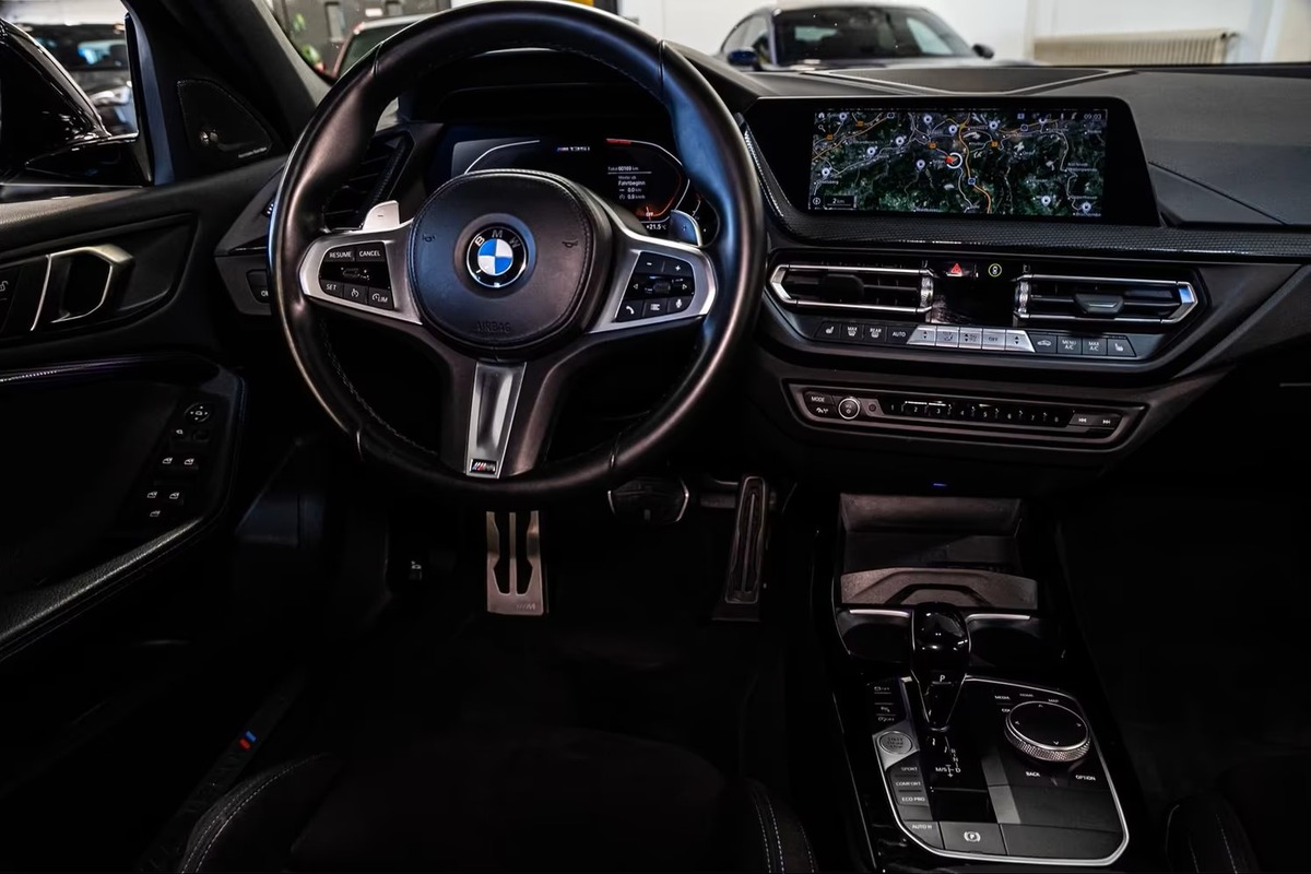 Bmw Série 1 M135iA xDrive 306ch M Performance Harman-Kardon Cuir
