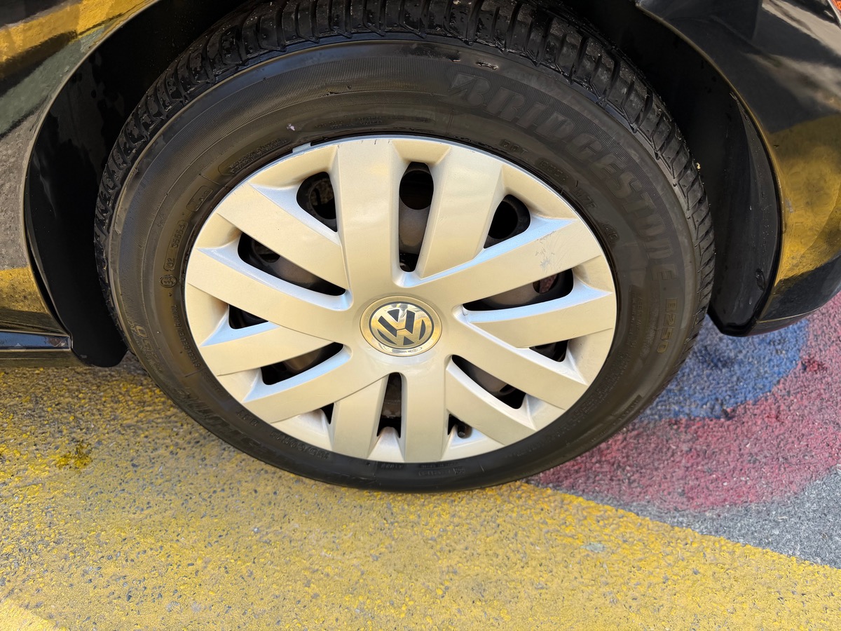 Volkswagen Polo 1.4 i 86 CV / 1er main / Km Réel / DSG7 / Clim / Roue de Secours/ Courroie Neuve