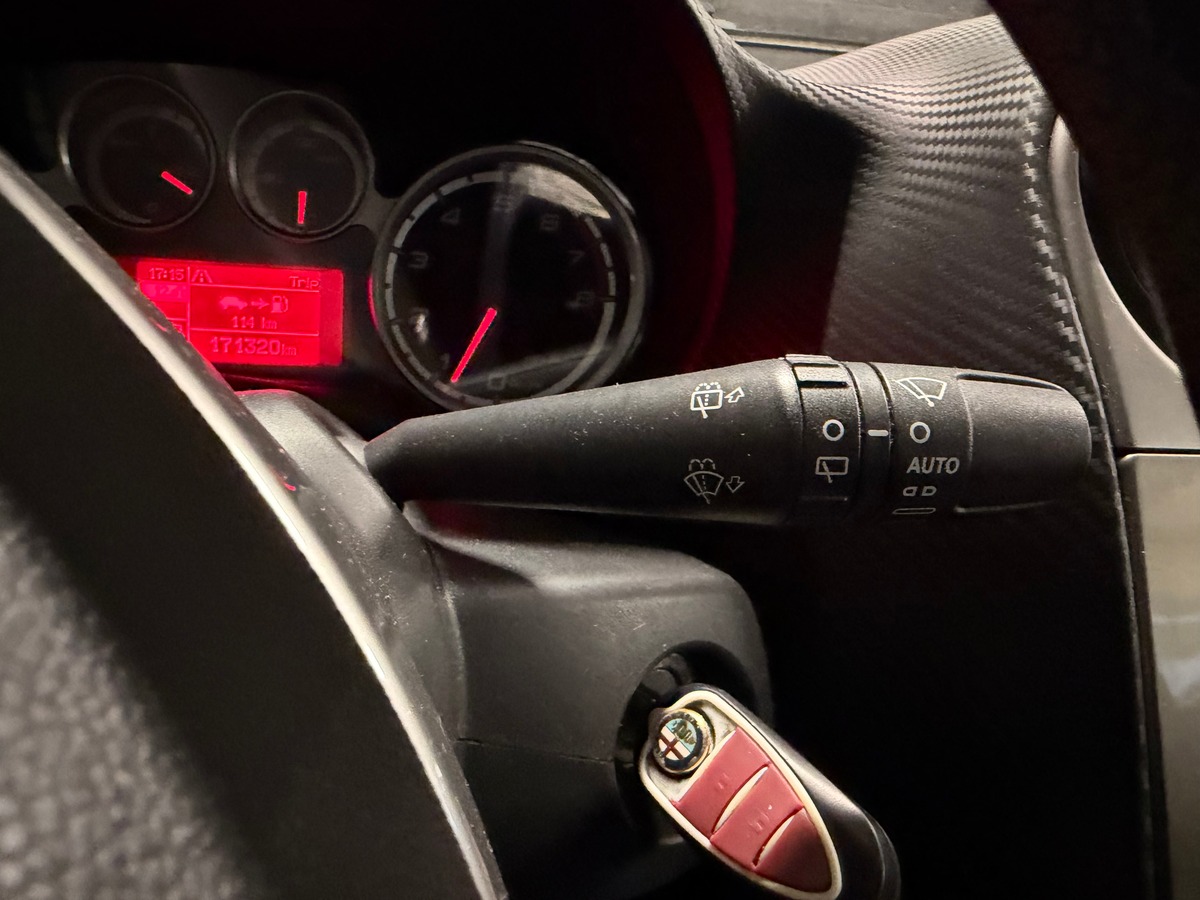 Alfa Romeo Mito 1.4i TJET 155ch Mode de conduite / Sono Bose / Radar Ar