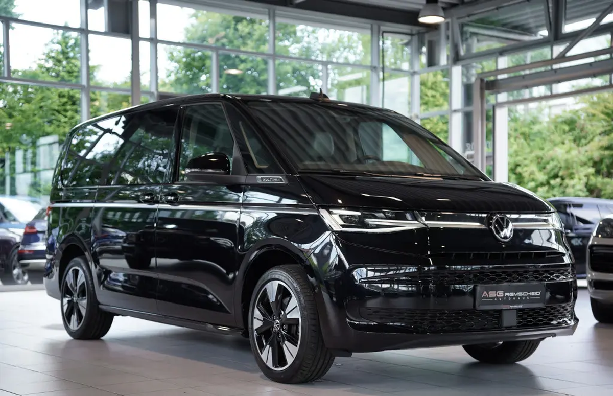 Volkswagen Multivan VII T7 2.0 TDI 150ch Style Long DSG7/7places/VO Allemand/Malus 8000e