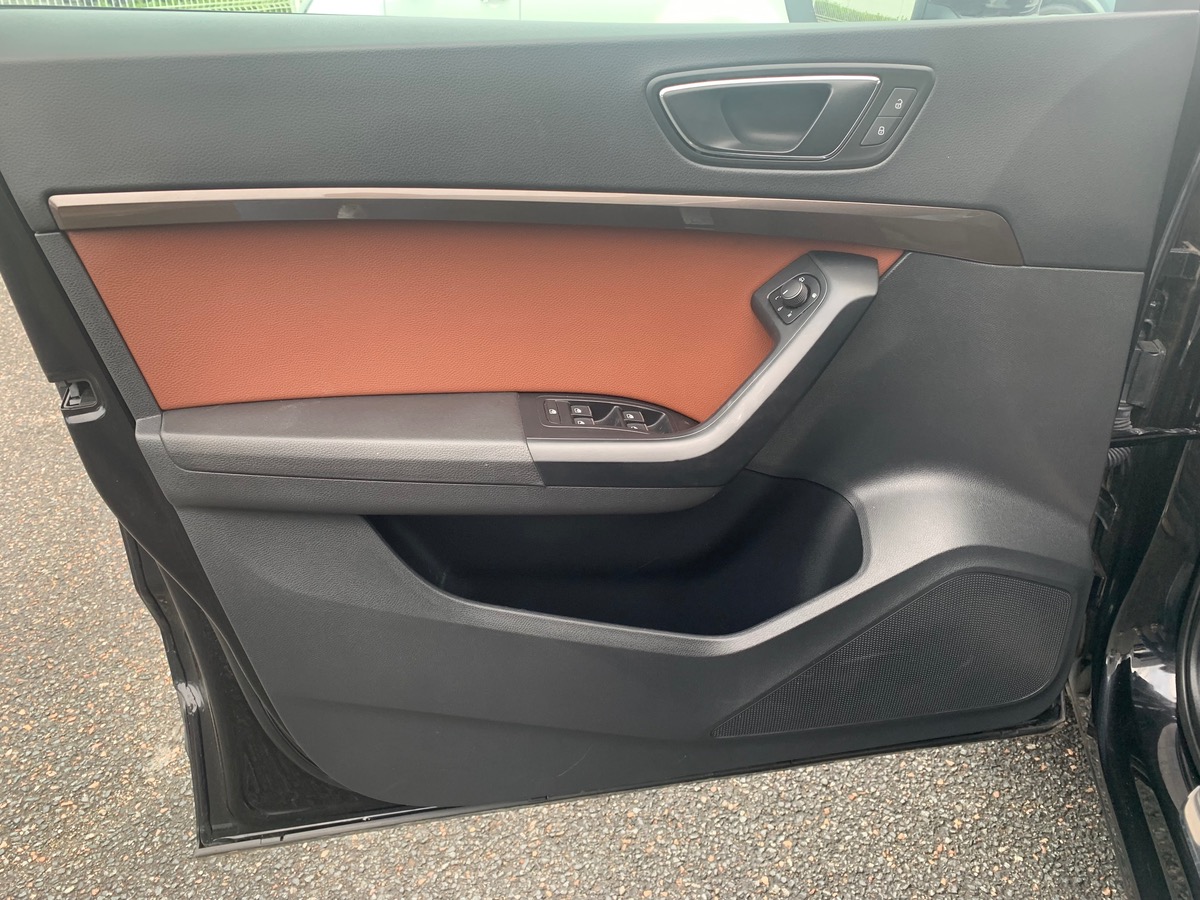 Seat Ateca 190 ch | 4Drive DSG | Grand toit ouvrant panoramique | Hayon électrique | Intérieur cuir