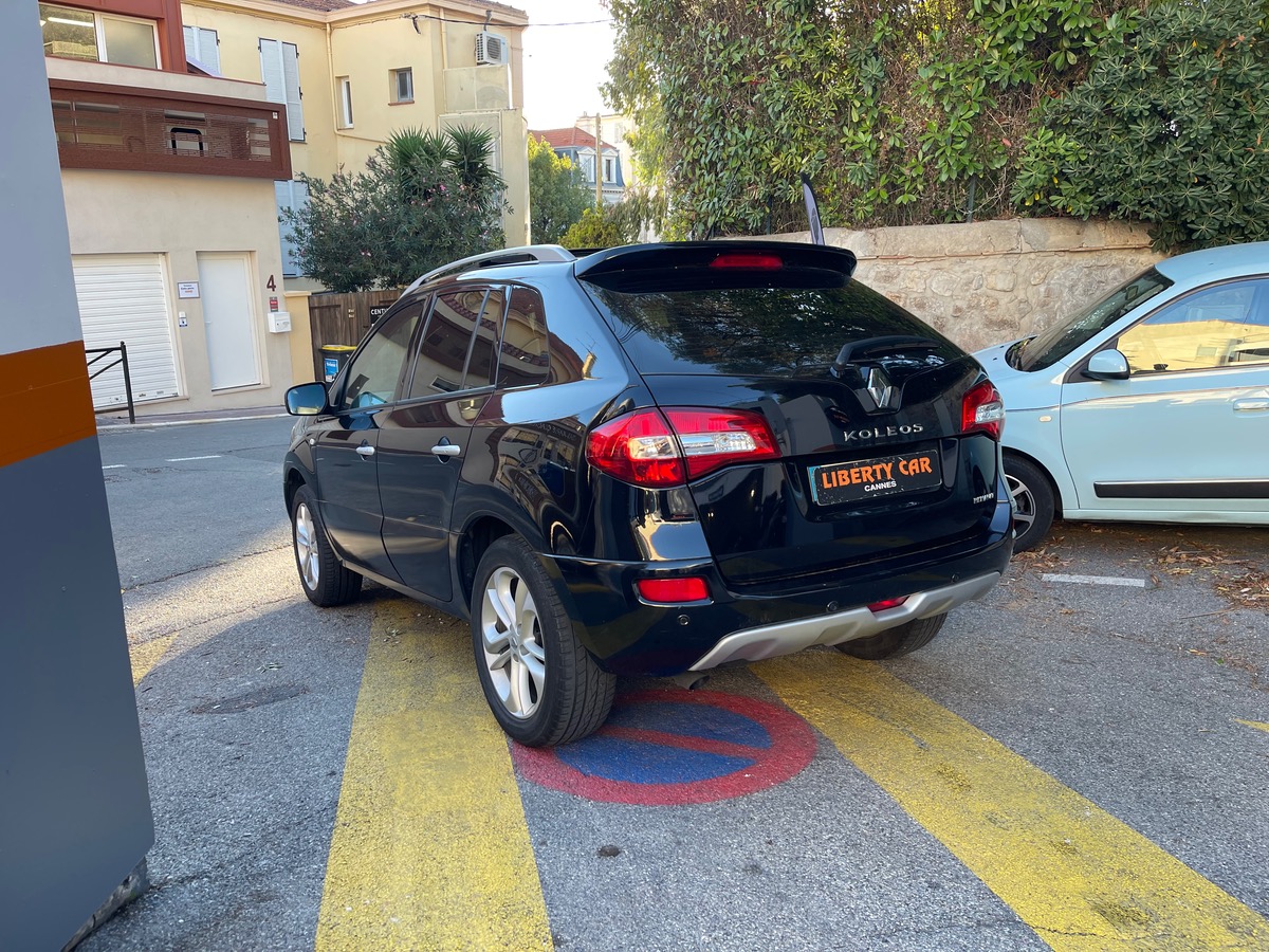 RENAULT Koleos 2.0 DCI 150 CV 4X4 / Toit Ouvrant / Finition Bose /1er Main / Km réel
