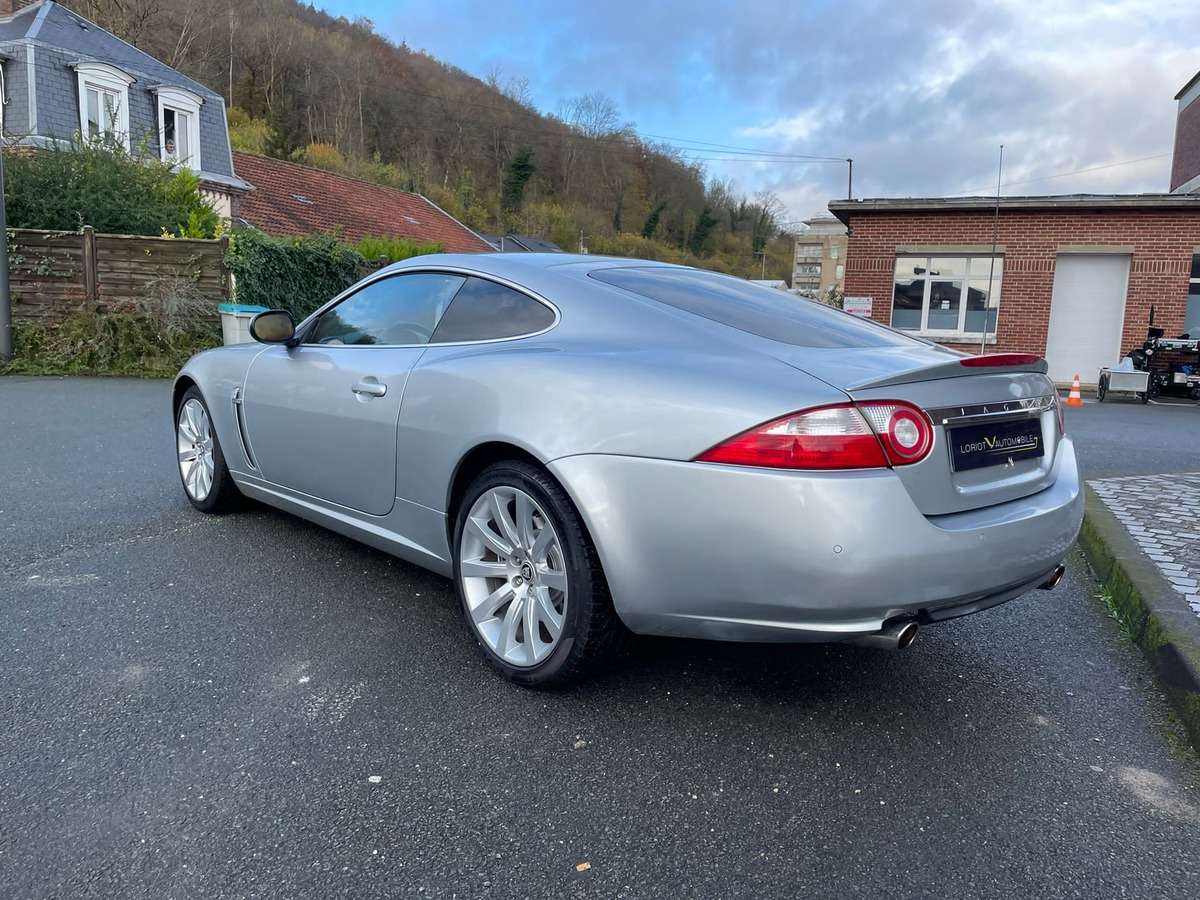 Jaguar XK V8 4.2
