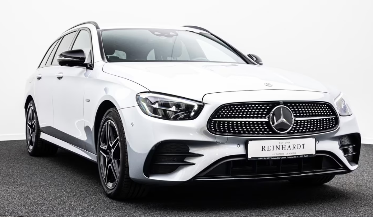 Mercedes-Benz Classe E Break 300 de 194+122ch AMG Line 9G-Tronic/Caméra 360/Aff Tête Haute