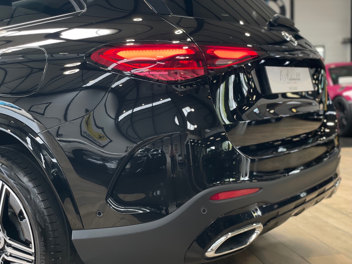 Mercedes Benz GLC 300E EQ POWER 4MATIC 9G-TRONIC - AMG LINE - ENTRETIEN CONSTRUCTEUR - 1ERE MAIN