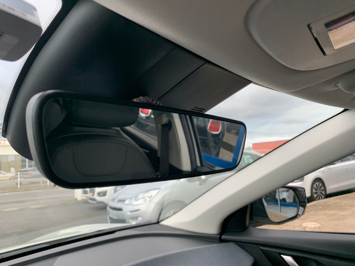 Kia EV6 229 | Active | Caméra recul | Démarrage sans clé | Radar arriére | Régulateur adaptatif