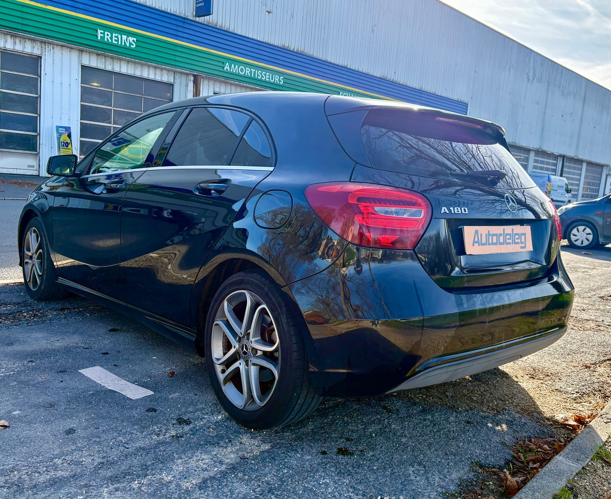 Mercedes Benz Classe A 180 – Finition Inspiration - ENTRETIEN COMPLET