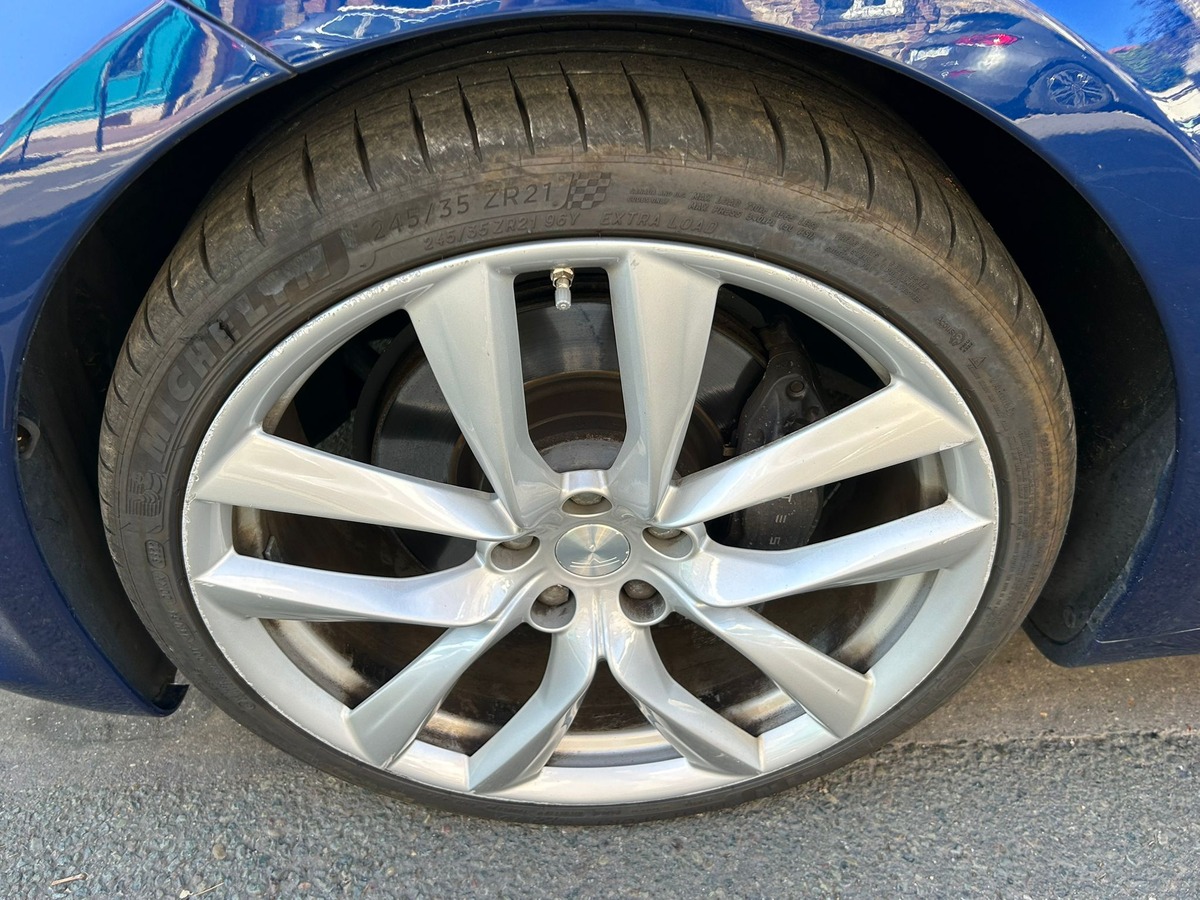 Tesla Model S DUAL MOTORS 612 CH 550 KMS AUTONOMIE FULL OPTIONS
