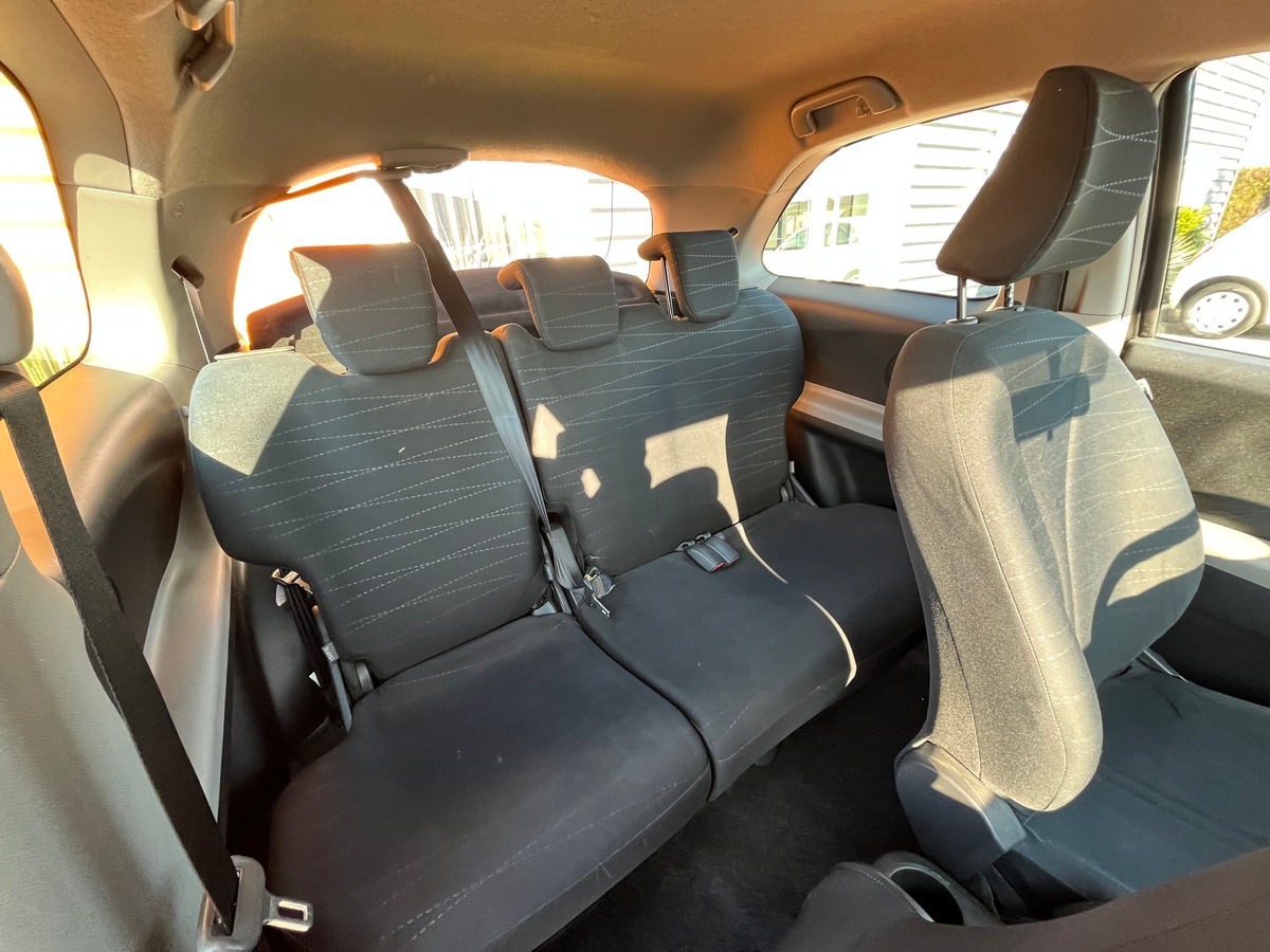 Toyota Yaris 2 1.3 VVTi 87 ch LUNA PACK