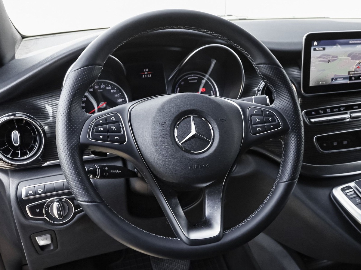 Mercedes-Benz EQV 300 204ch Extra-Long Avantgarde Cuir 8 places 2 portes latérales électriques