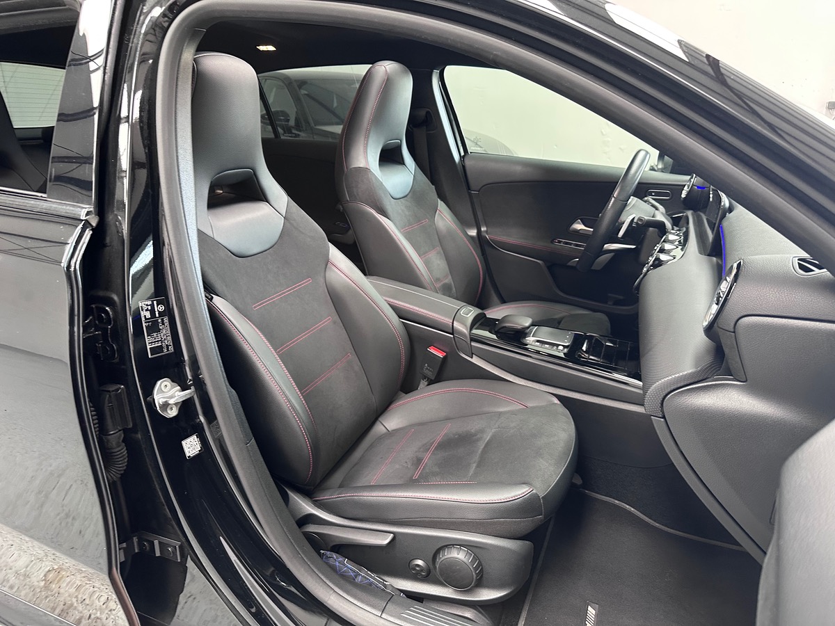 Mercedes-Benz Classe A IV (2) 200 D AMG LINE 8G-DCT