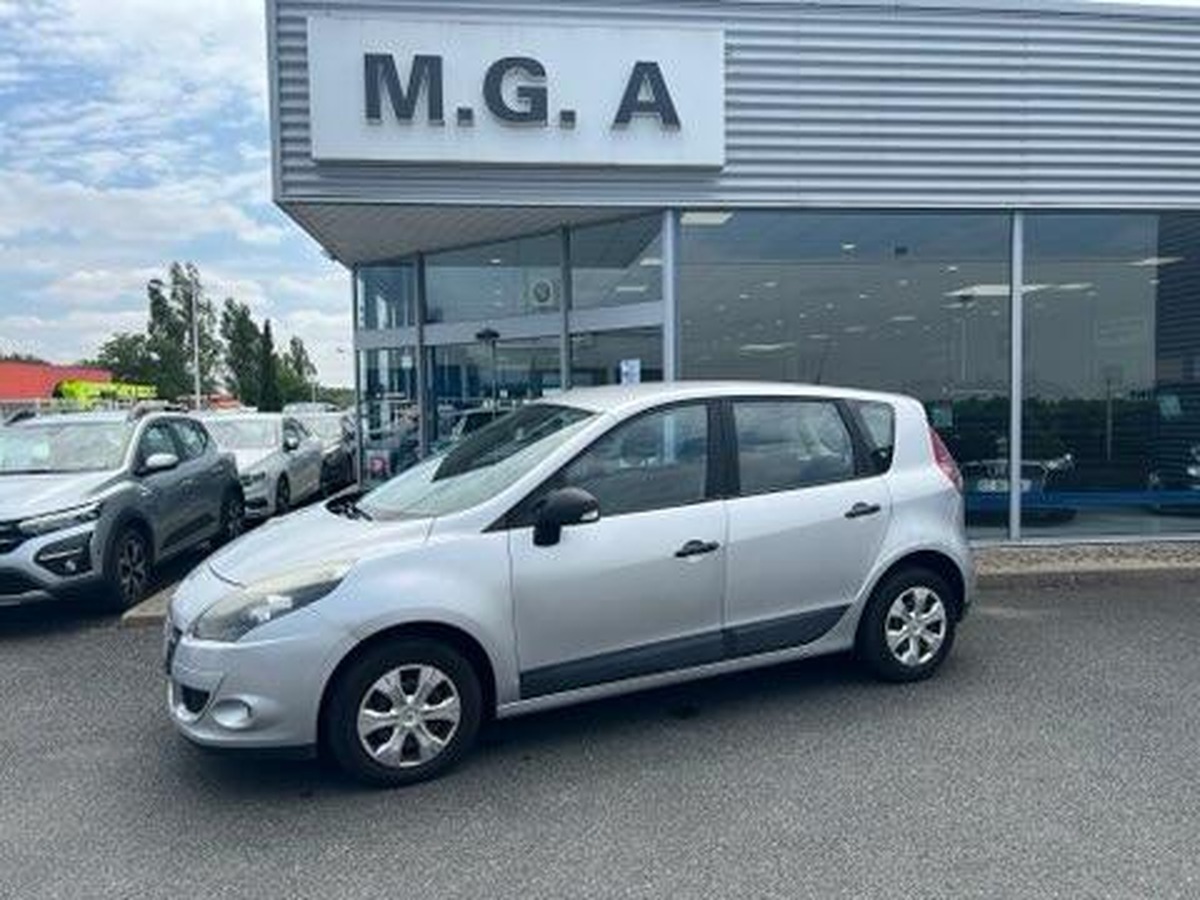 RENAULT Scenic 105 ch | Régulateur de vitesse | Climatisation