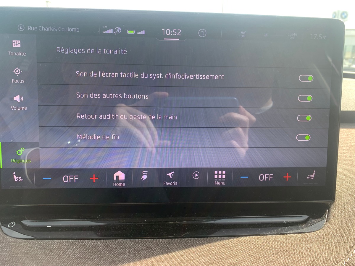 Skoda Enyaq 180 chevaux | iV60 | Apple car Play | Régulateur vitesse adaptatif | Siéges chauffants