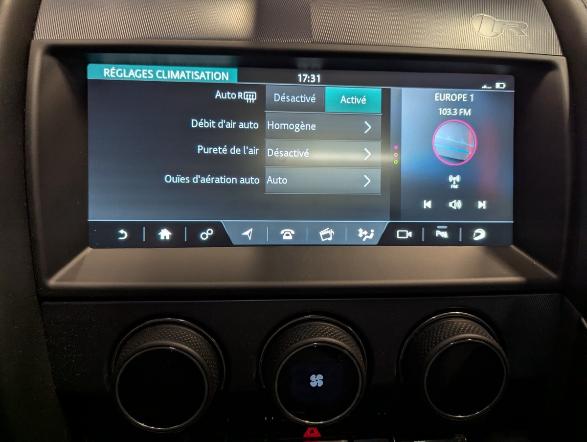 Jaguar F-TYPE R V8 5L 575 ch BVA8 AWD PAS DE MALUS
