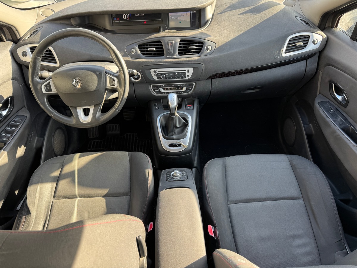 RENAULT Grand Scenic Business 1.5 dCi EDC6 110 cv Boîte auto 7 places