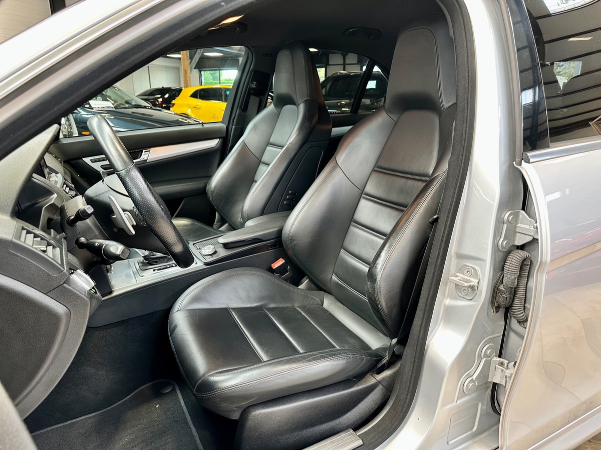 Mercedes-Benz Classe C III 63 AMG W204 6.2 457 BVA7