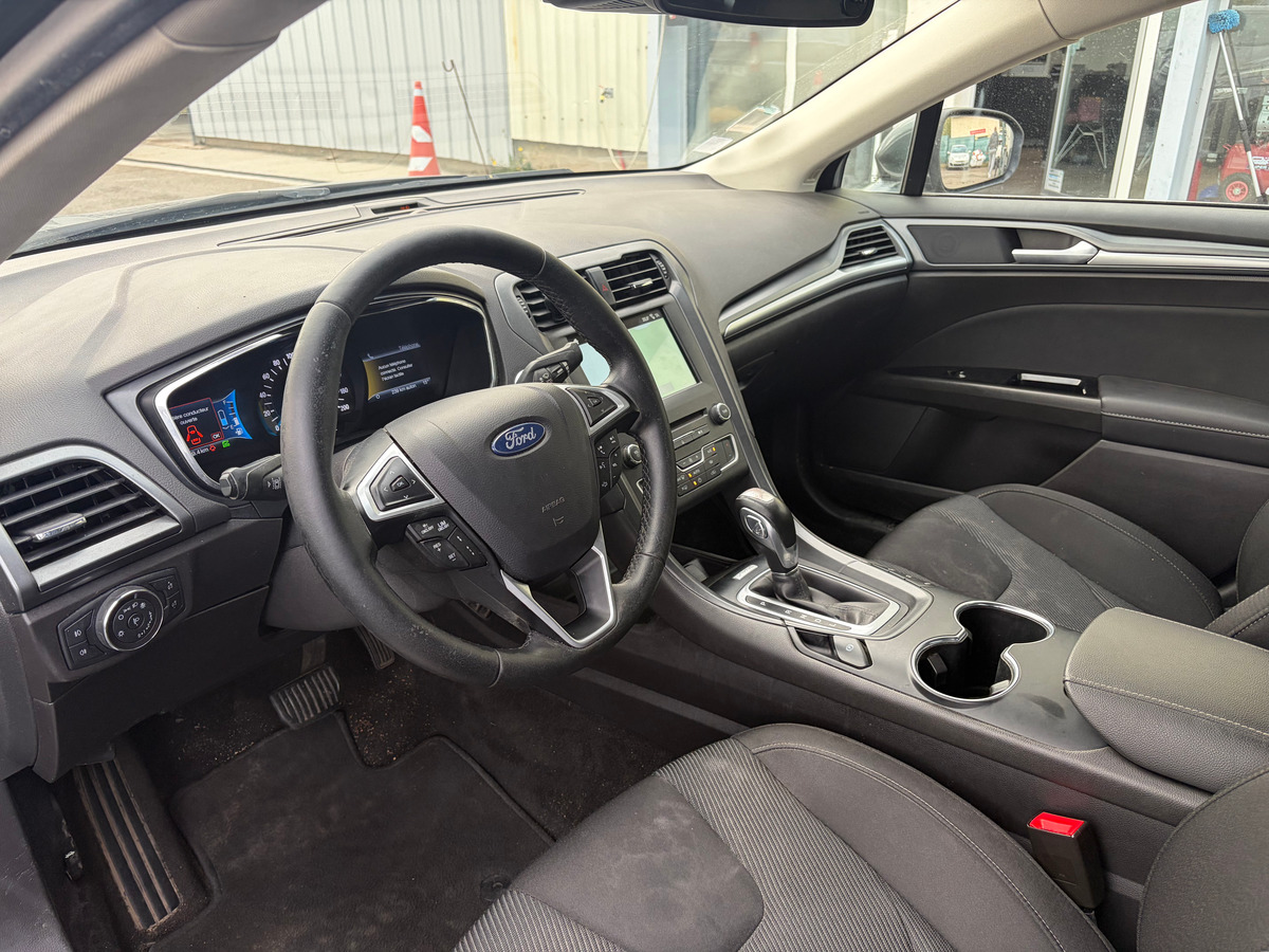 Ford Mondeo TITANIUM 2.0 i 187 cv Hybrid Boîte auto - CAMERA DE RECUL - ELIGIBLE UBER - GPS