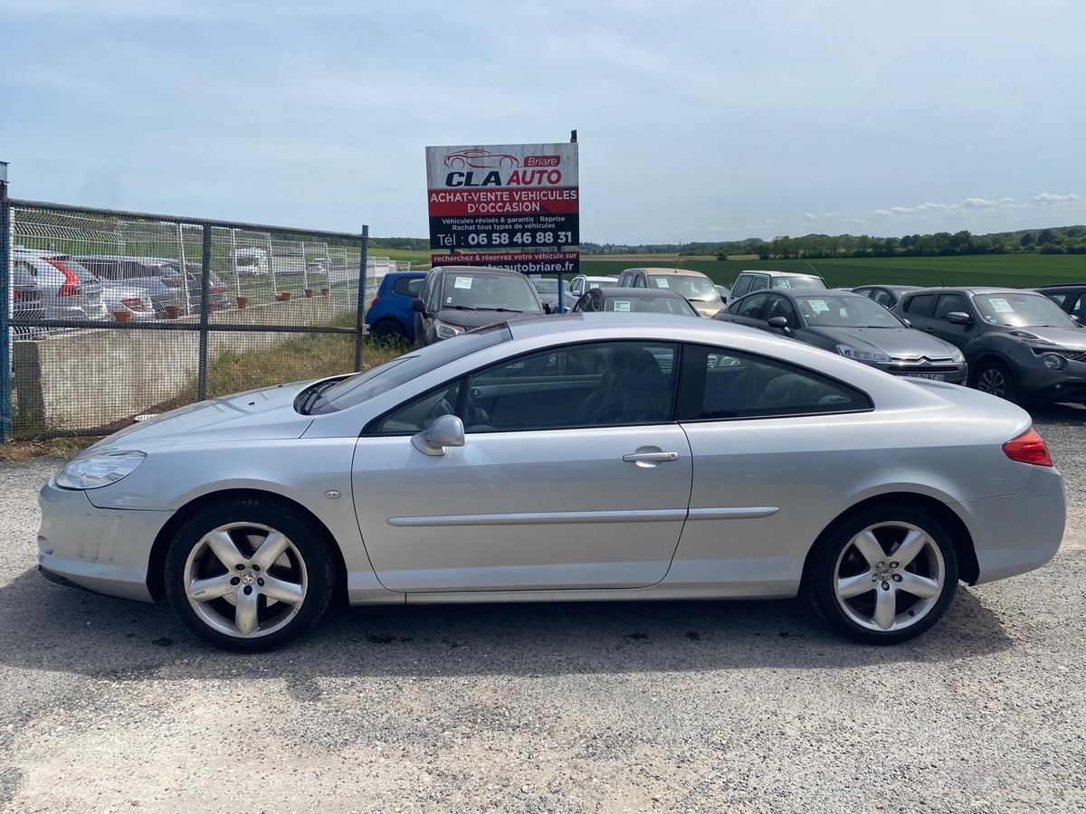 Peugeot 407 Coupe 2.7 v6 hdi 204cv griffe faible kilométrage d’origine 