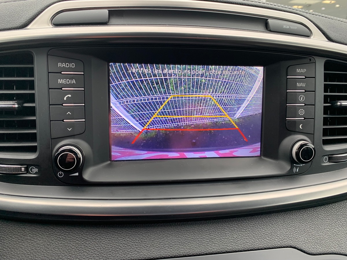 Kia Sorento 200 ch | Premium | 7 Places | AWD | Toit ouvrant panoramique | GPS | Régulateur vitesse