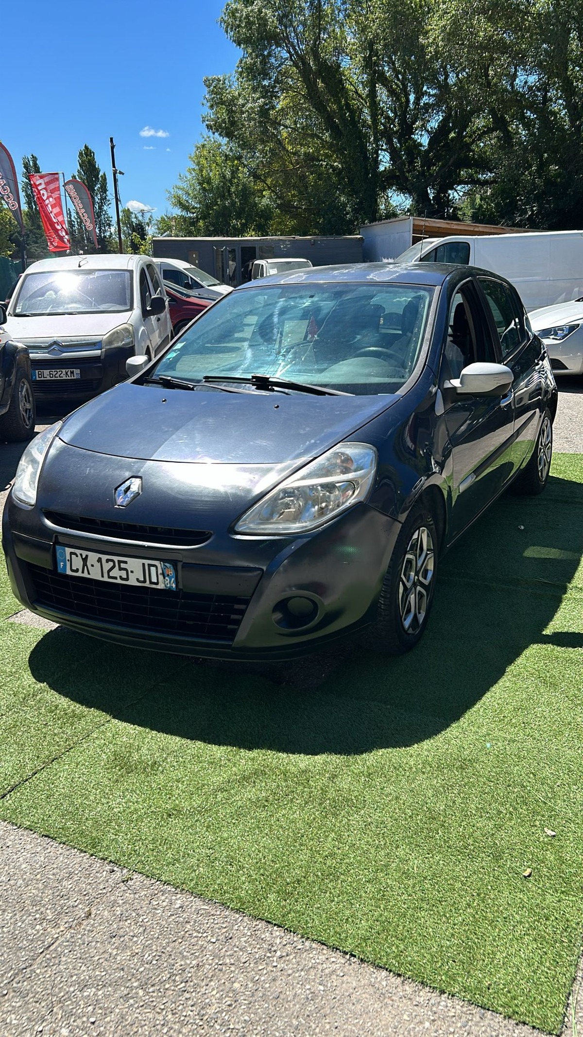 RENAULT Clio III