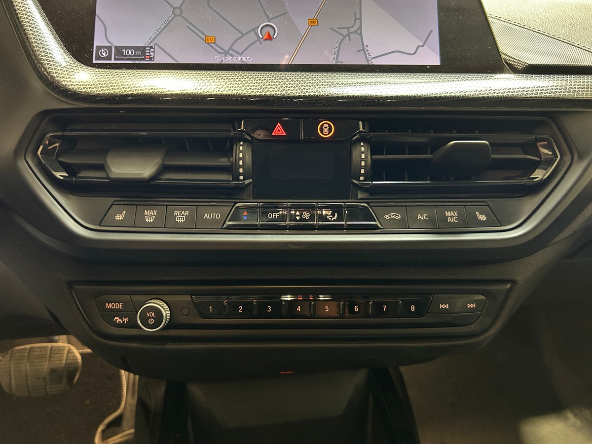Bmw 118 i 1.5 i DCT7 140 cv - BVA - GARANTIE