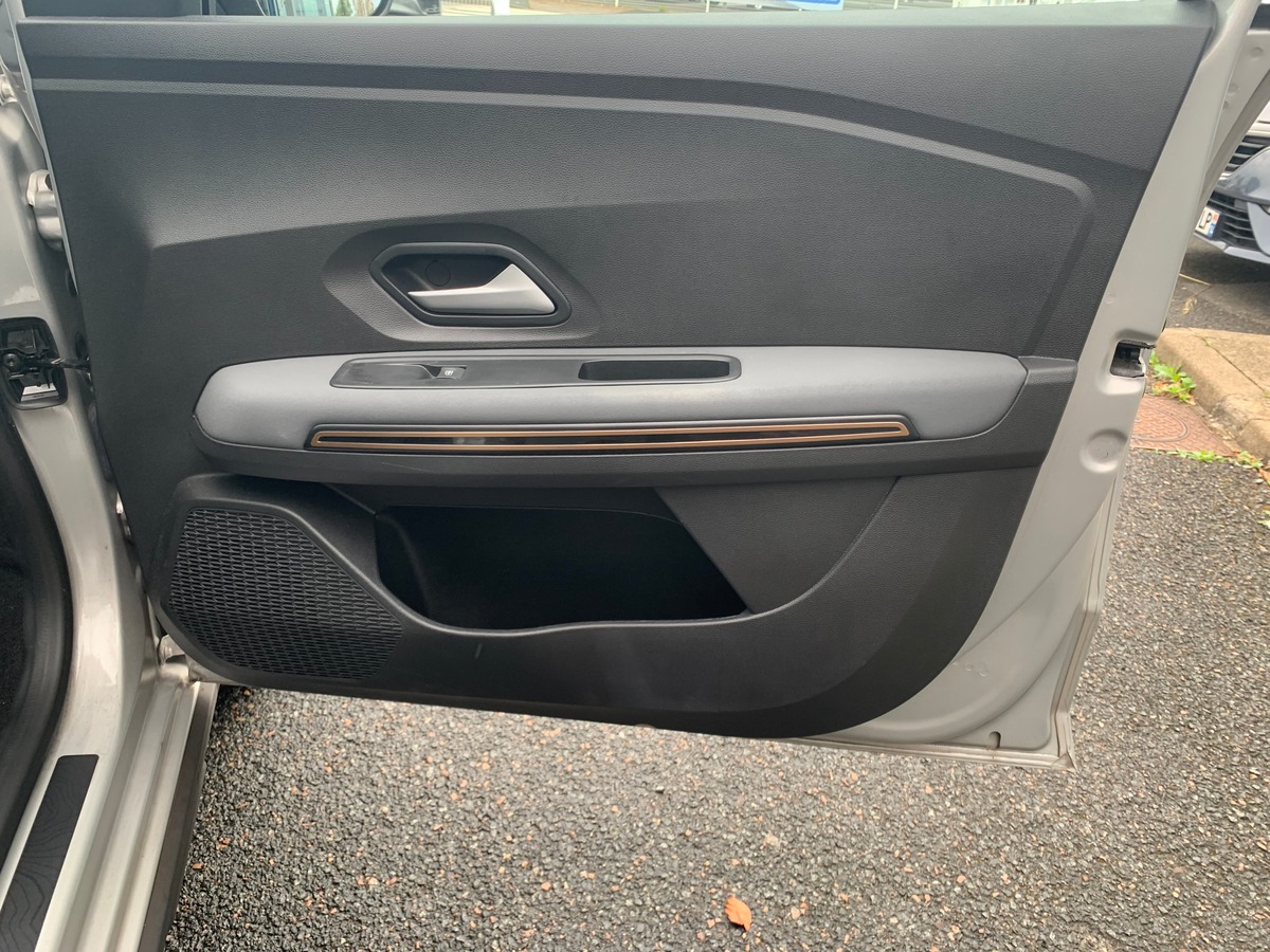 Dacia Sandero Stepway 90 ch | Extreme | Caméra | Régulateur | Intégration smartphone | Roue secours