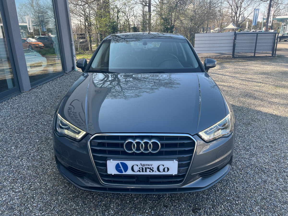 Audi A3 Berline 1.4 TFSI 150ch STRONIC 7 AMBITION LUXE, SUIVI COMPLET AUDI, TOIT OUVRANT, GPS, RADAR
