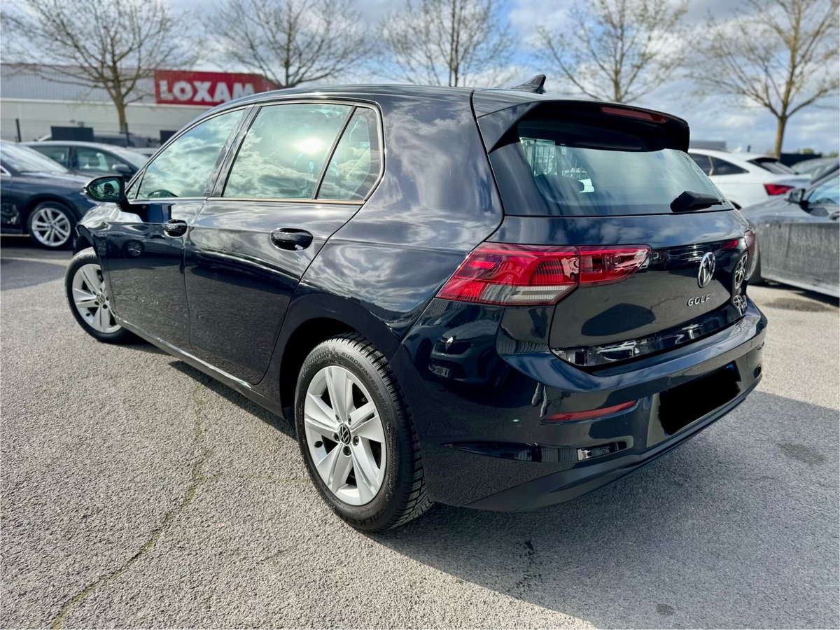 Volkswagen Golf 1.0 eTSI 110 DSG7 Life Business