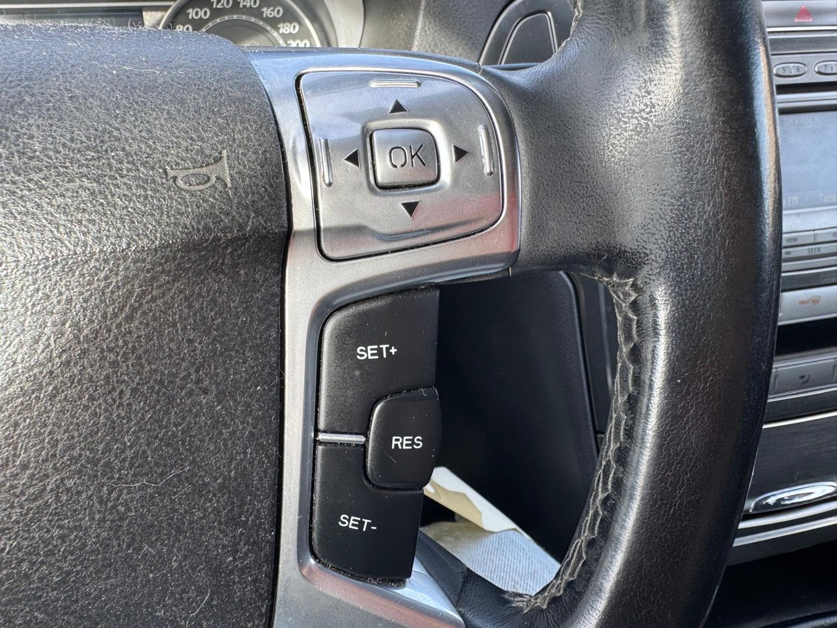 Ford Mondeo 2.0 140 TDCi Titanium-DISTRIBUTION NEUVE-GARANTIE