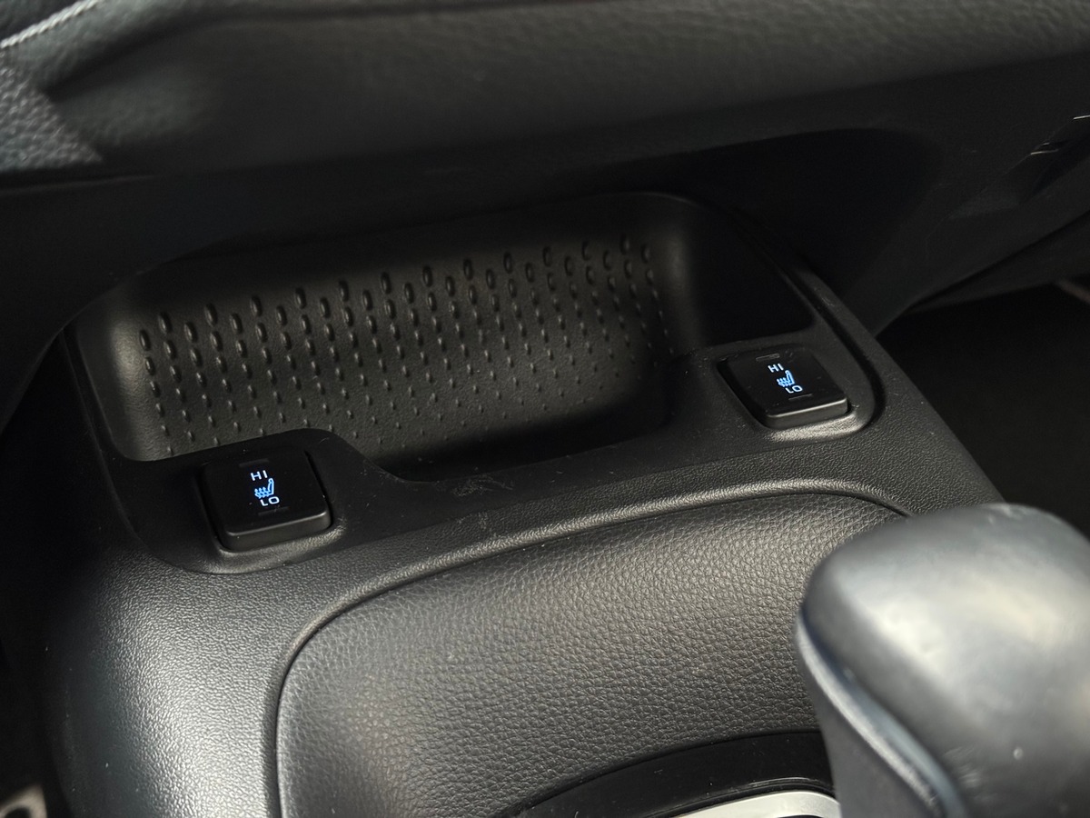 Toyota Corolla Dynamic business 1.8 VVT-i 122 HSD